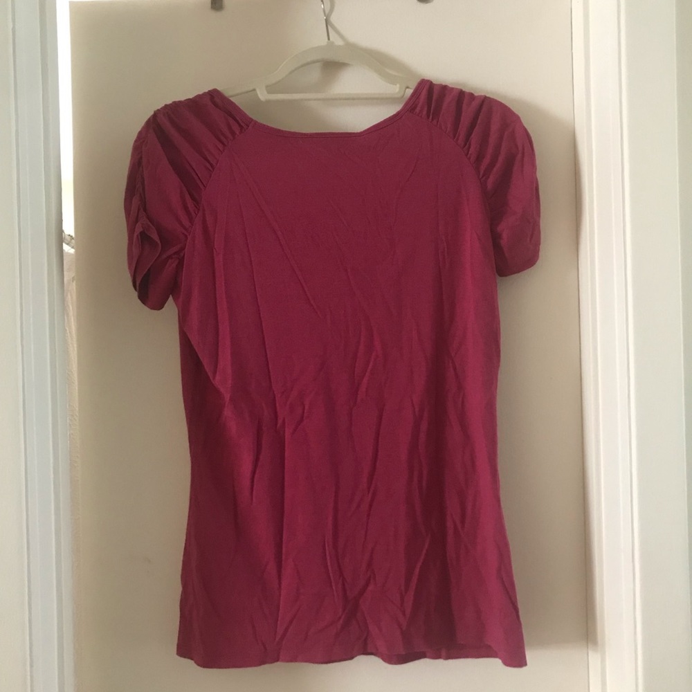 Magenta rushed short sleeve t-shirt